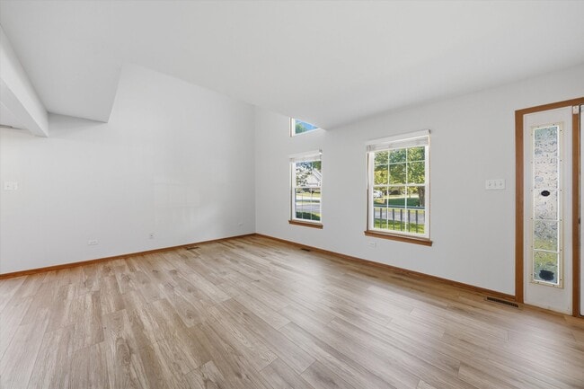 16051 Laurel Dr