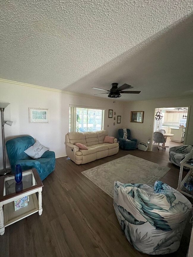 Photo - 8715 SE Alabama Pl