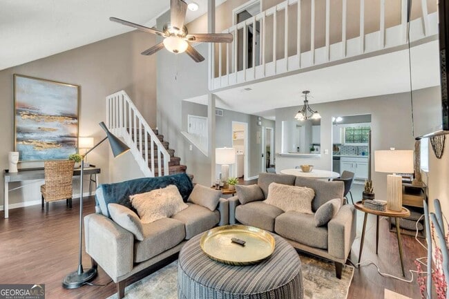 Photo - 1114 Falling Water Dr