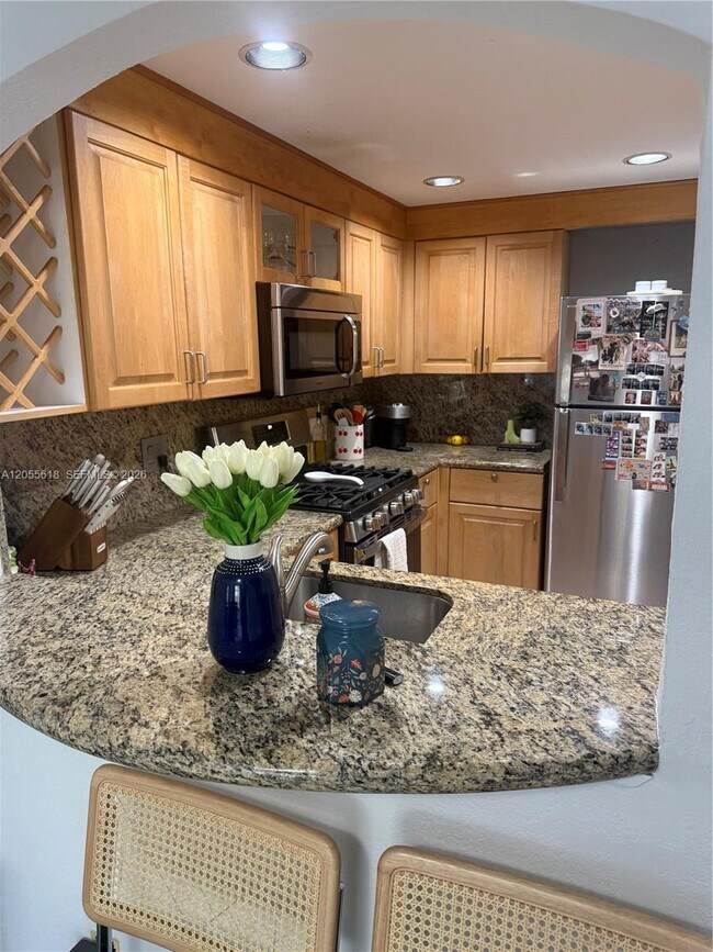 6709 N Kendall Dr Unidad 220