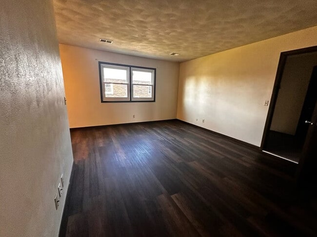 Photo - Walcott Manor Apartments
