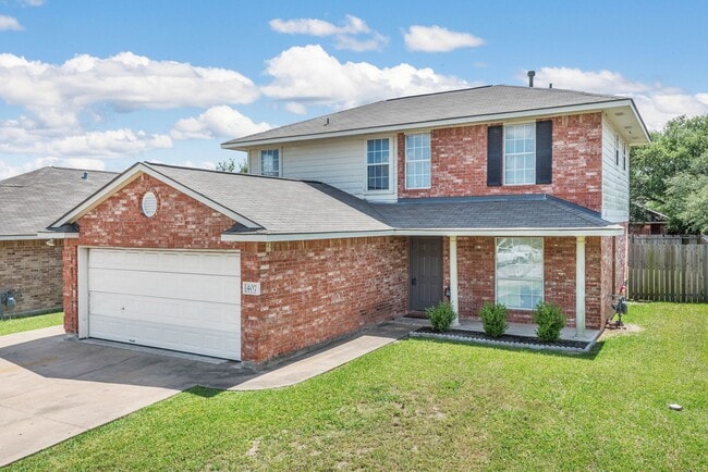 Photo - AUGUST 2026 PRE-LEASE!! COME TOUR THIS AMAZING 4 bed, 4 bath Home!!