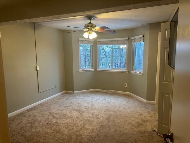 Photo - 191 Tall Oaks Dr