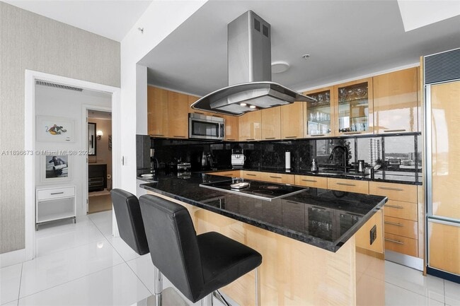 Photo - 6899 Collins Ave Unidad 1003