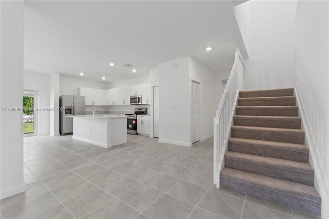 Photo - 2912 SE 23rd Ave