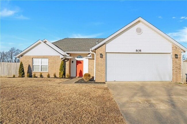 Photo - 808 Emerald St