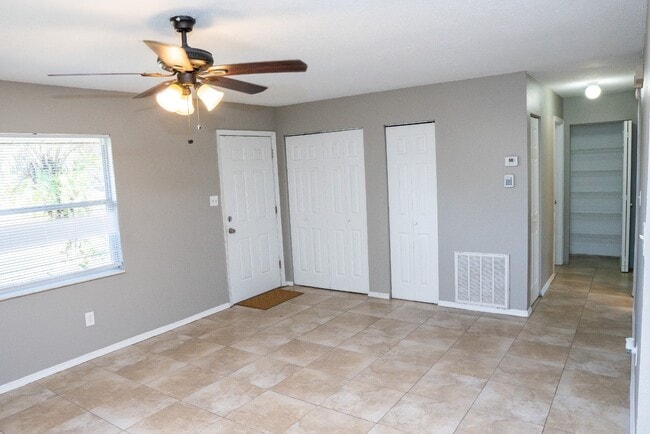 Photo - 1483 Elderton Dr