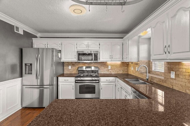 Photo - 824 SE 11 Terrace