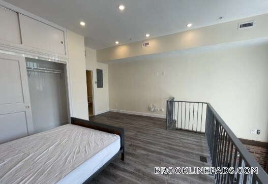 Photo - 1028 Commonwealth Ave Unit 201