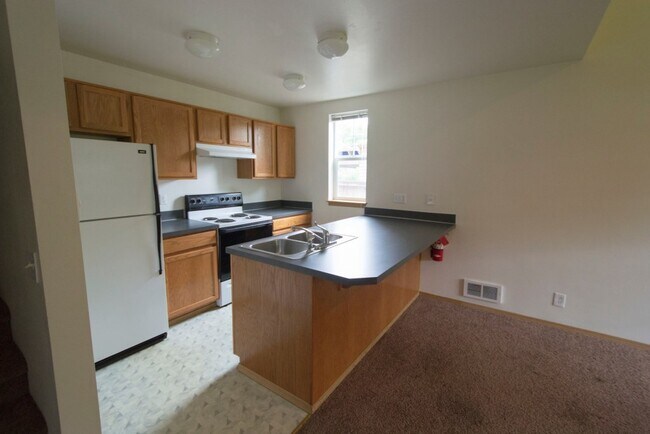 Photo - Orchard Alley Tri-plex Unit 1468