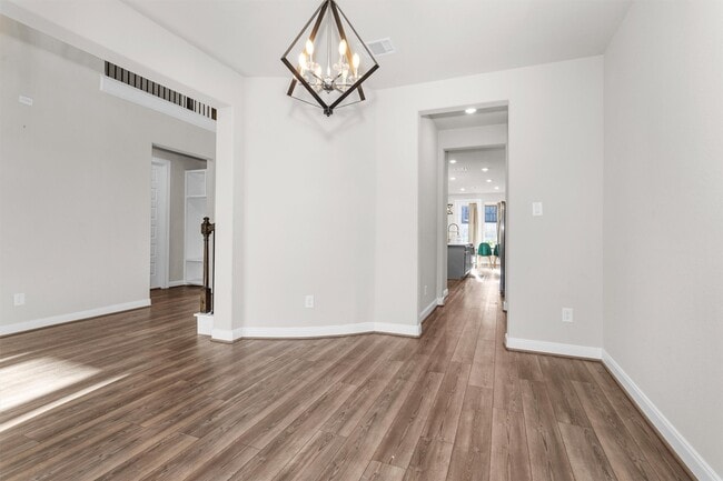 Photo - 17685 Martin Crk Ln