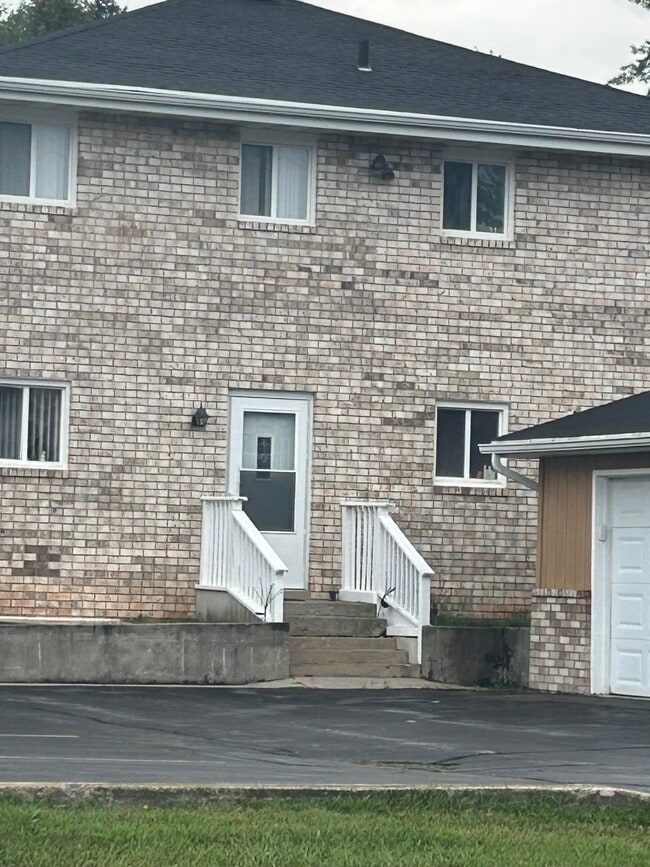 1513 E Harding Dr Unit Walden 4-PLEX