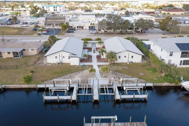 Building Photo - 1322 Miramar St Unit 1