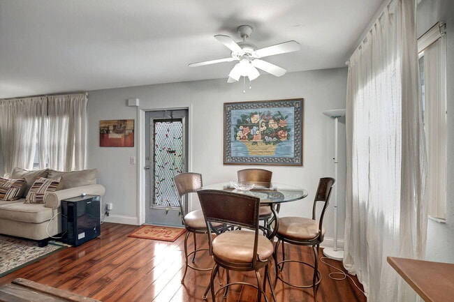 Photo - 288 Tuscany Ln