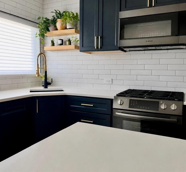 Photo - 8 E Cypress St