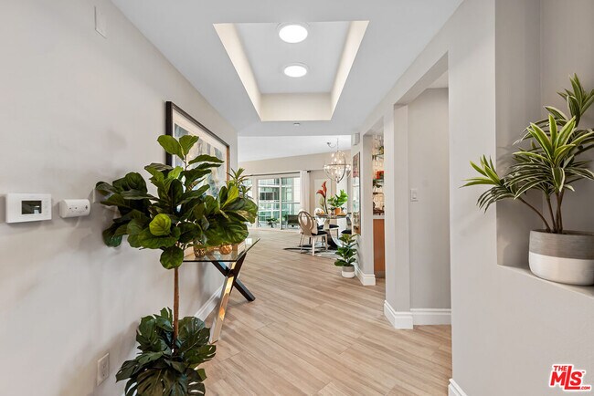 Photo - 13600 Marina Pointe Dr Unit 702