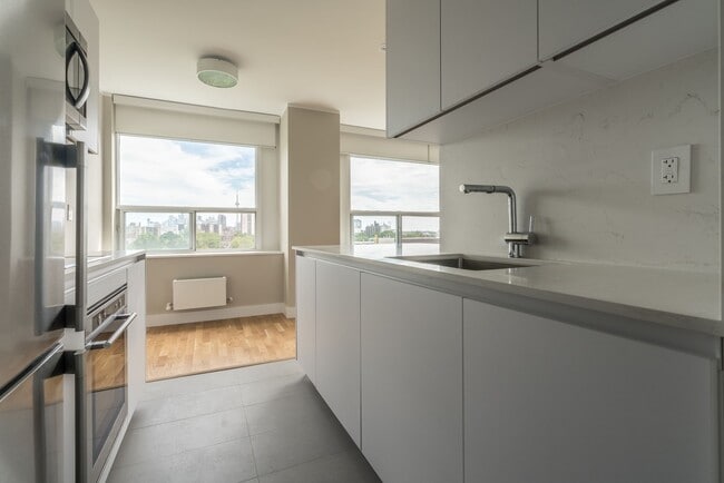 Photo - 95 Jameson Ave Unit 906