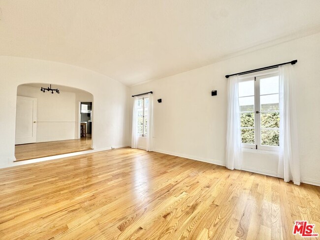 Photo - 1452 S Wooster St