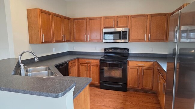 Photo - 1580 Kessler Ave