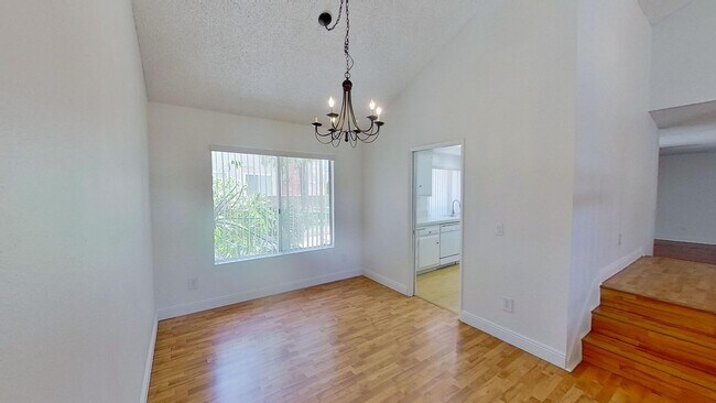 Photo - **Move-In Special!!** Beautiful 3 Bedroom ...