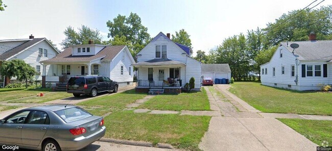 Building Photo - 706 E 34th St Unit a49c673d-914d-11ef-b4c9-127878f6015f Rental