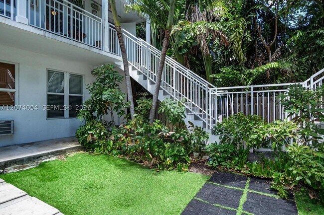 Photo - 1419 West Dr Unit 201