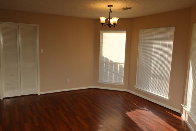 Photo - 12510 Sableleaf Dr