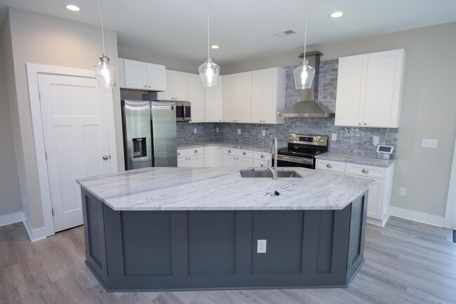 Photo - 729 Churchill Downs Dr Casa