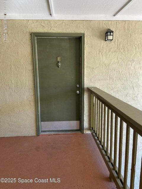 Building Photo - 3570 Sable Palm Ln Rental