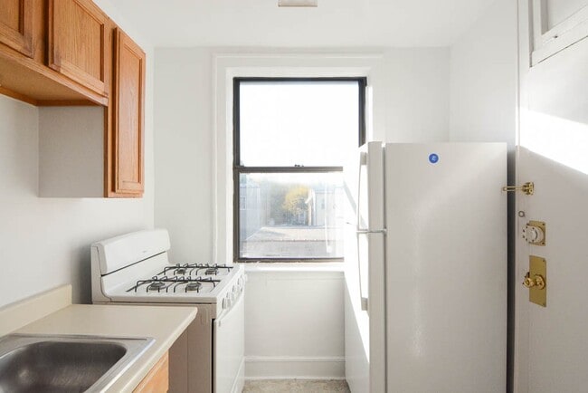 2334 N Spaulding Ave Unit B3