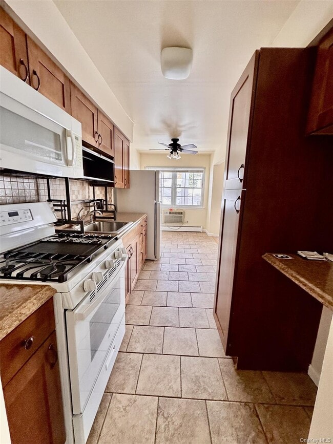 Photo - 7 Colonial Rd Unit 3