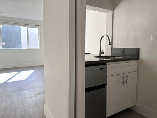 Photo - Koreatown Renovated Bachelor/Studio Unit 109