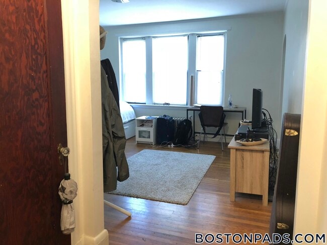 Photo - 349 Pleasant St Unidad C-4