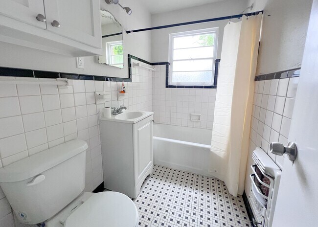 Photo - 1 Bed Near OU Medical/ The Capitol!