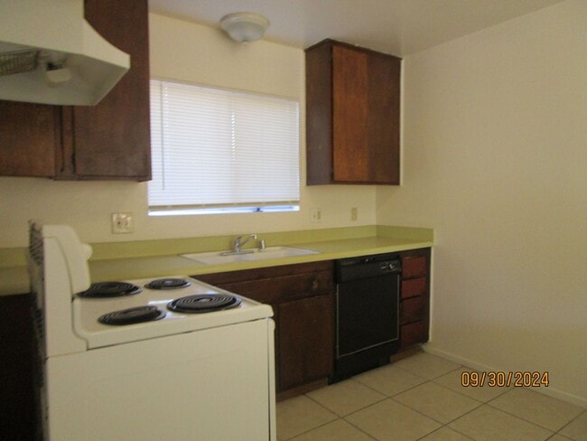 Photo - MI3616 Unit 3616-B