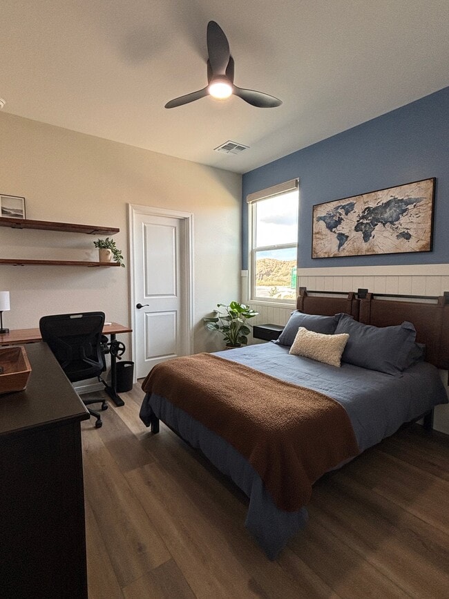 1204 Tranquil Ln