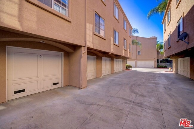 21838 S Vermont Ave Unit 5