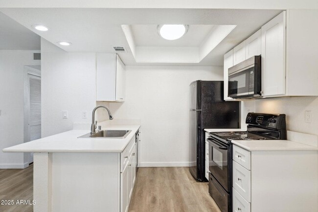 Building Photo - 520 N Stapley Dr Unit 290 Rental