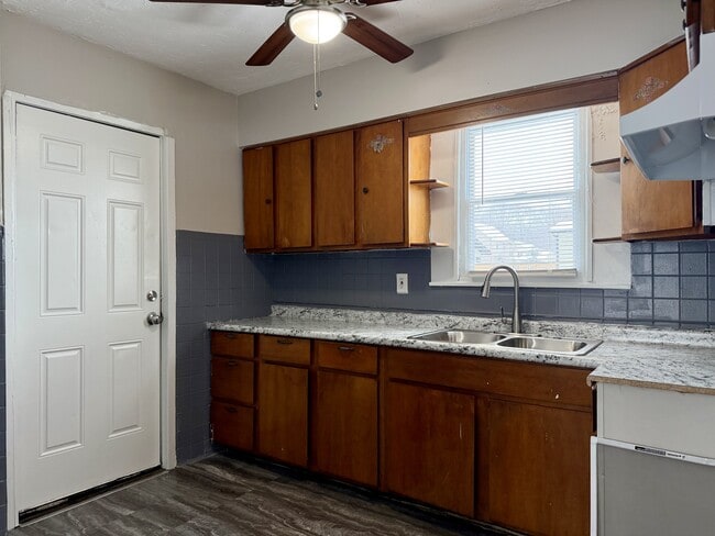 Photo - 1182 5th Ave