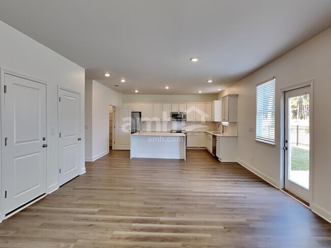 Photo - 56 Pointe Dr