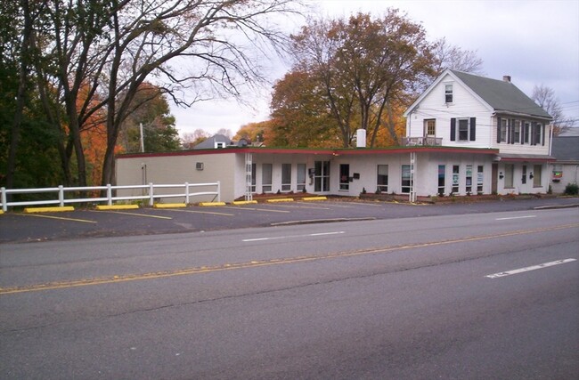 Photo - 469 Bridge St Townhome