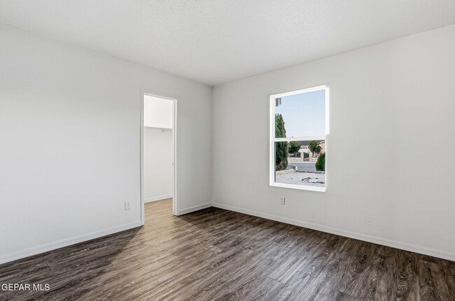 Photo - 4613 Sun Valley Dr