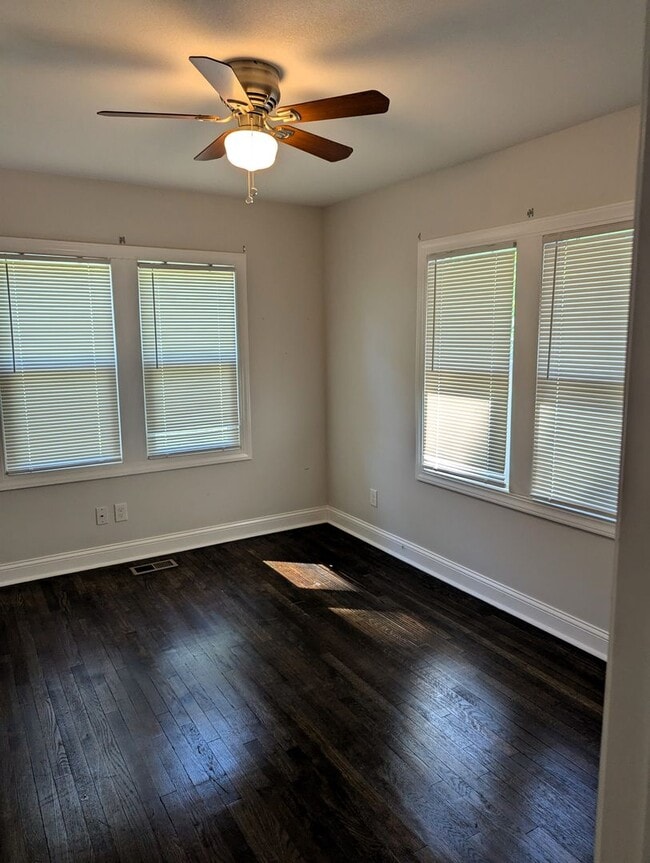 Photo - 5335 Michigan Ave