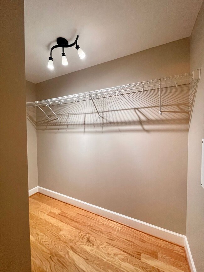 Beautiful 1 bedroom condo with amenities g... House Rental in Chapel