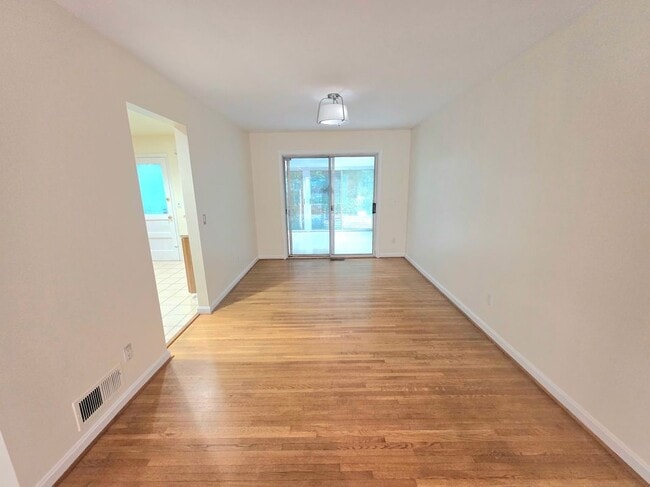 Photo - 612 Kenbrook Dr