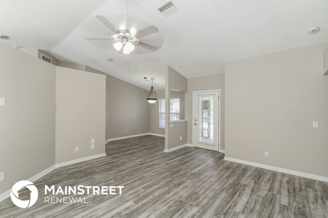 Photo - 1619 Geranium Ave