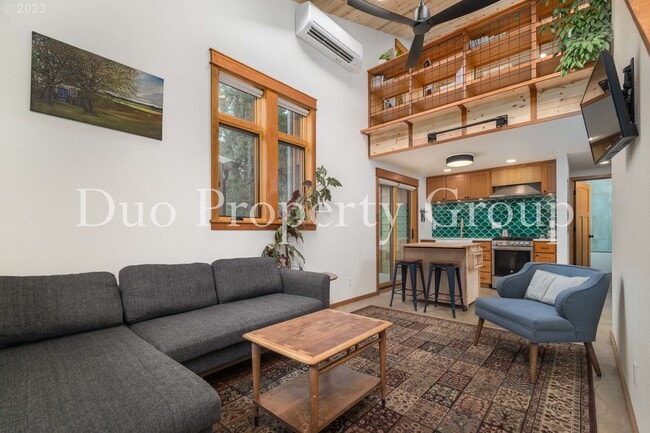 Building Photo - 6th Street Unit 1141 Rental