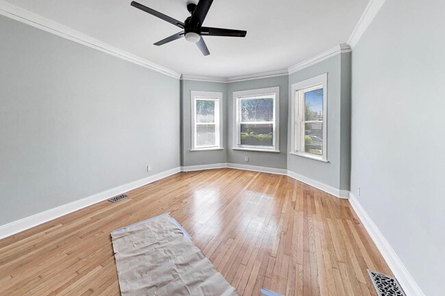 43 N Menard Ave