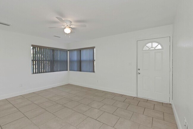 Photo - 5148 Tampa Bay Growth Fund 2 LLC Unit 5148
