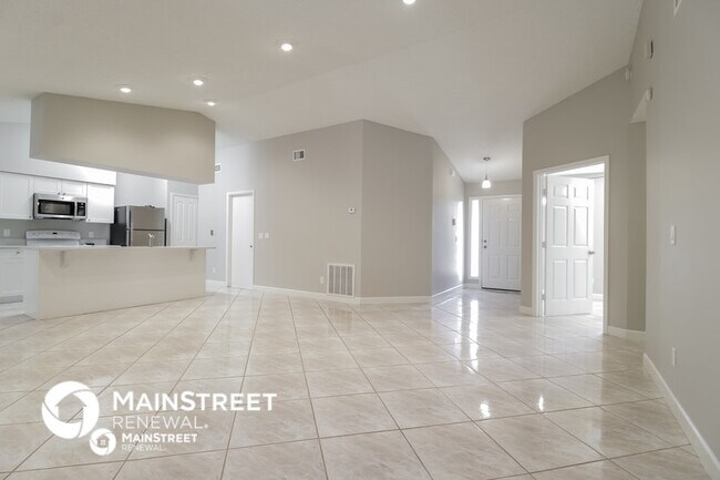 Photo - 1851 Calmar St NW